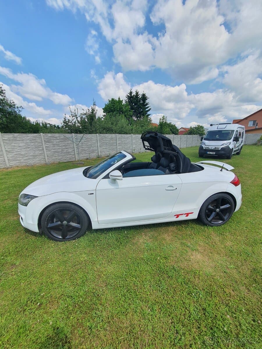 2011 Audi TT - 3