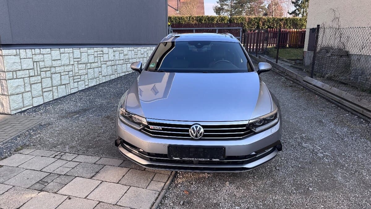 2018 Volkswagen PASSAT - 3