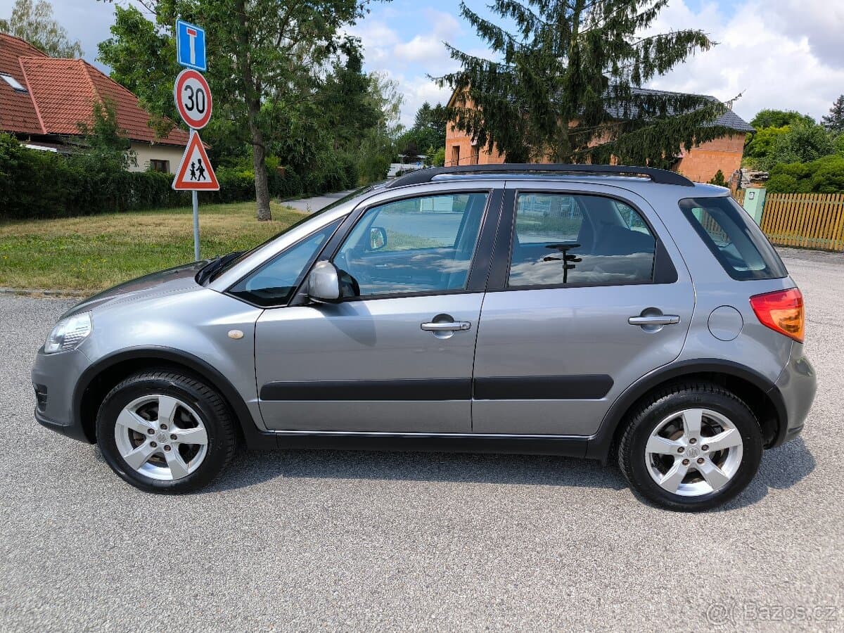 2012 Suzuki SX4 - 3