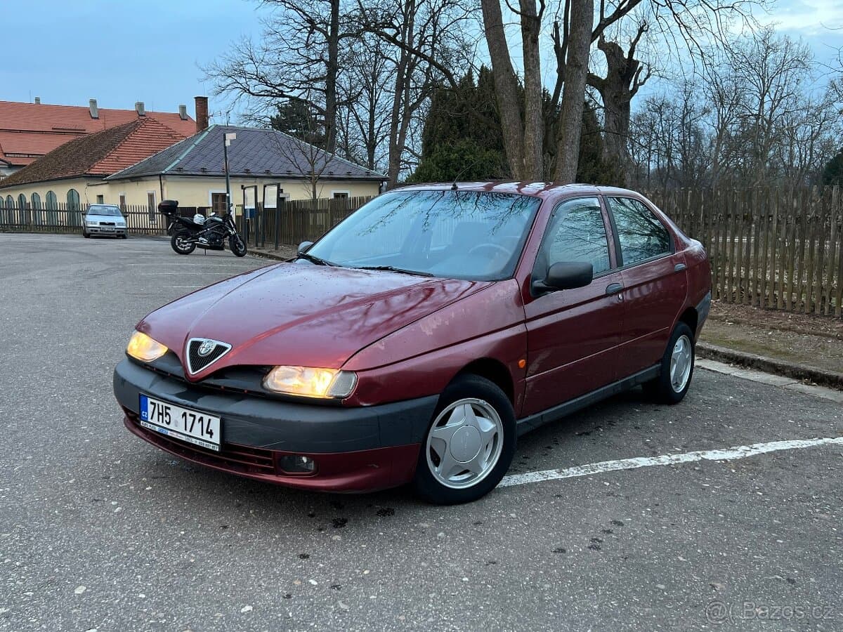 1994 Alfa Romeo 146 - 3