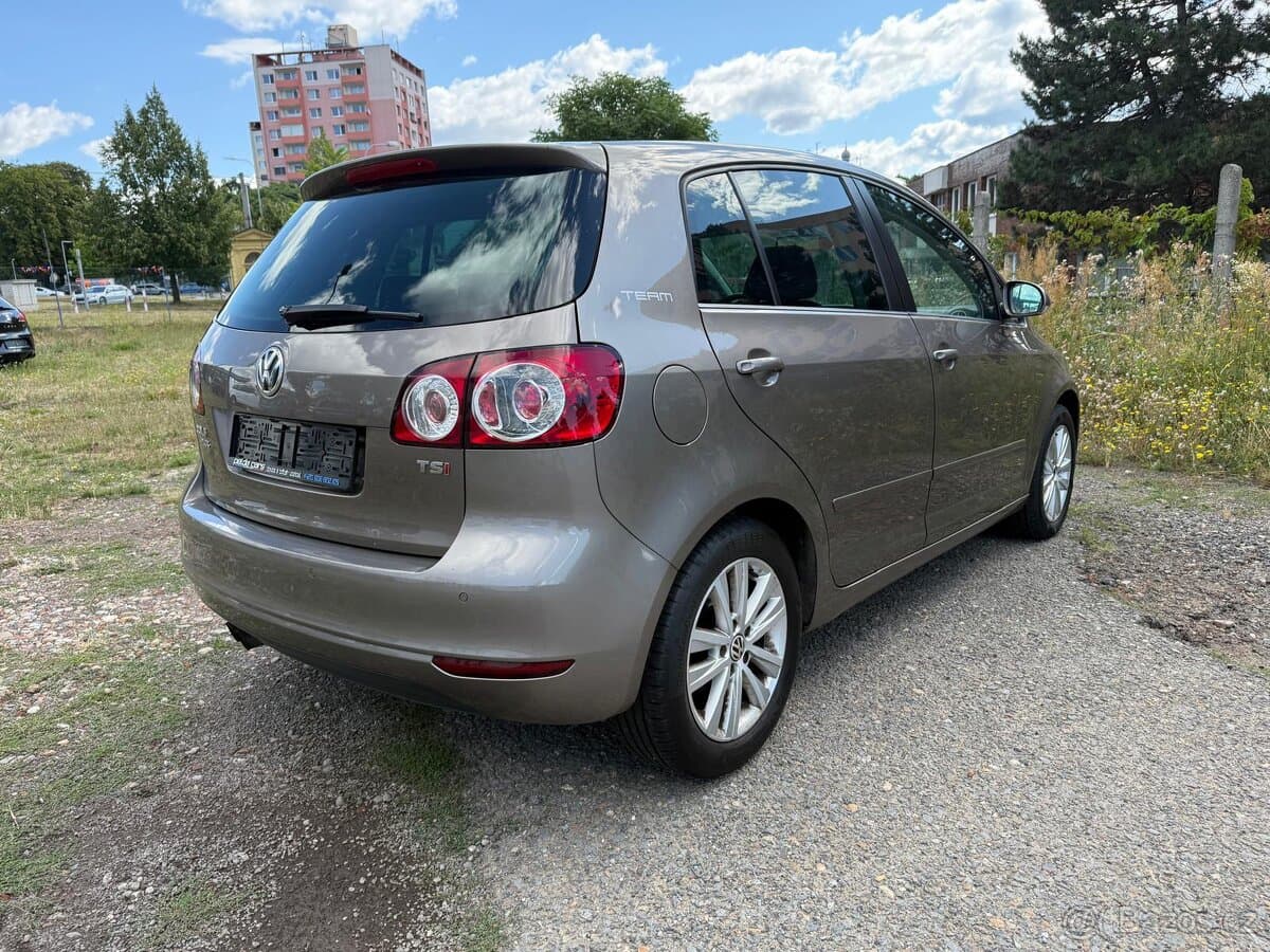 2011 Volkswagen GOLF - 3