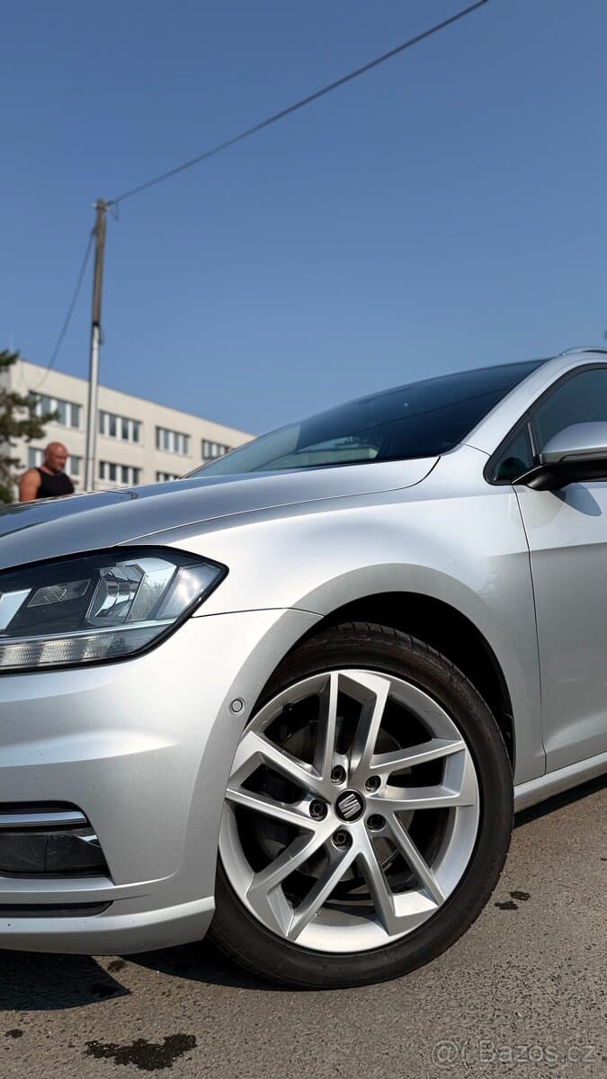 2018 Volkswagen GOLF - 3