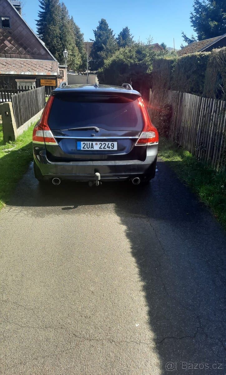 2014 Volvo V70 - 3