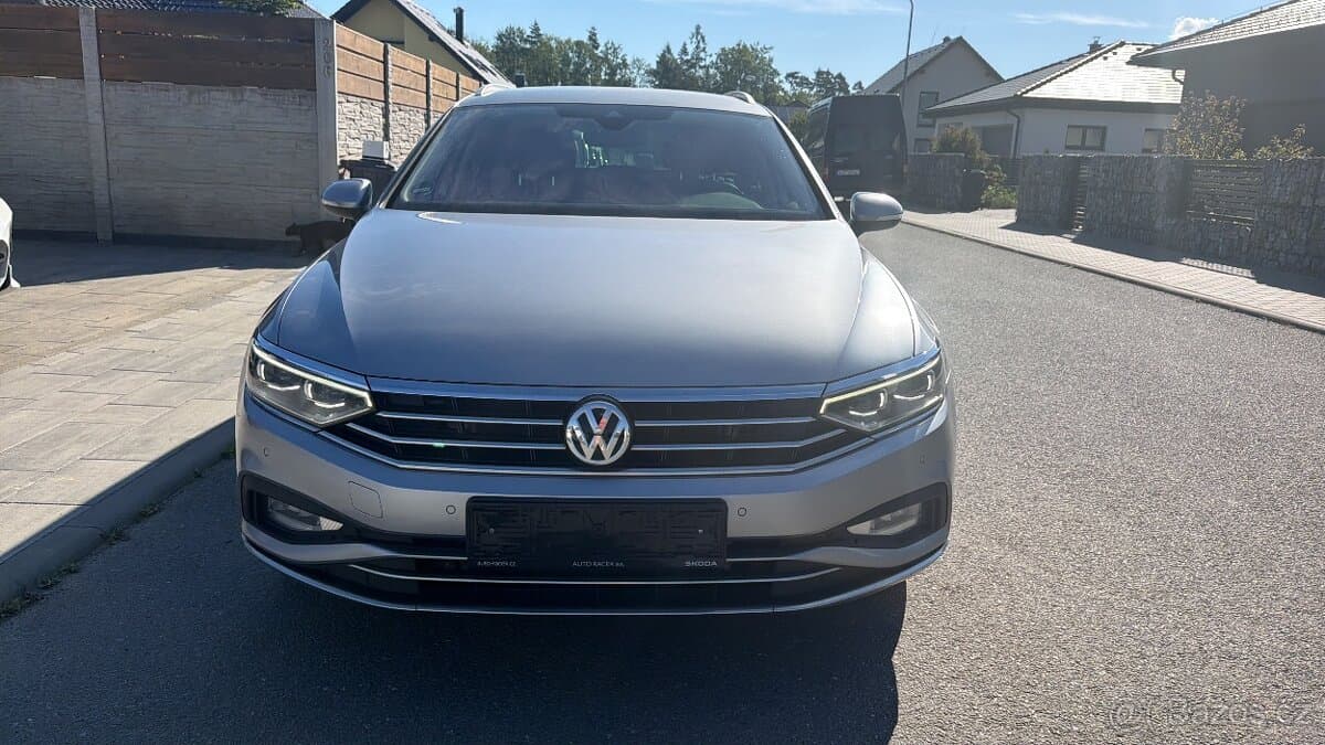 2020 Volkswagen PASSAT - 3