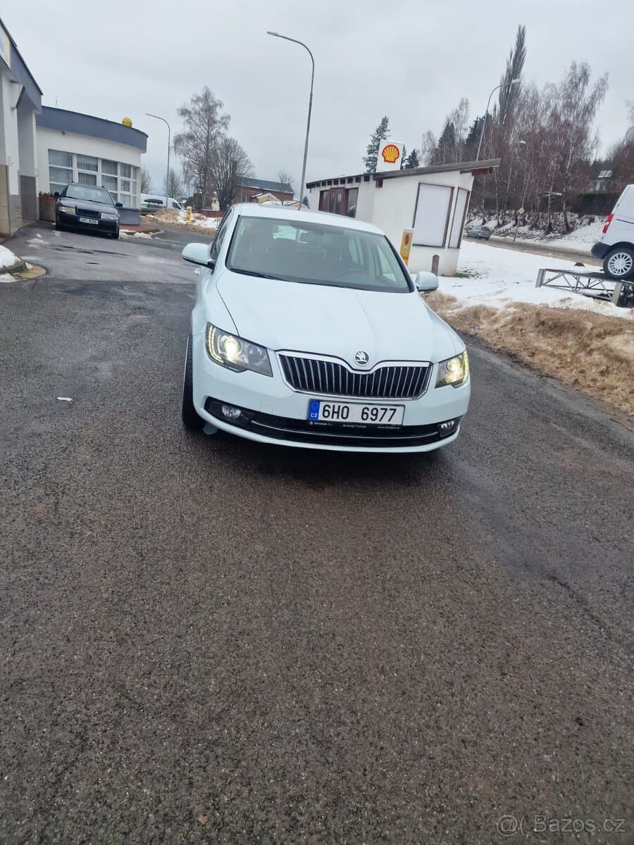 2013 Škoda SUPERB - 3