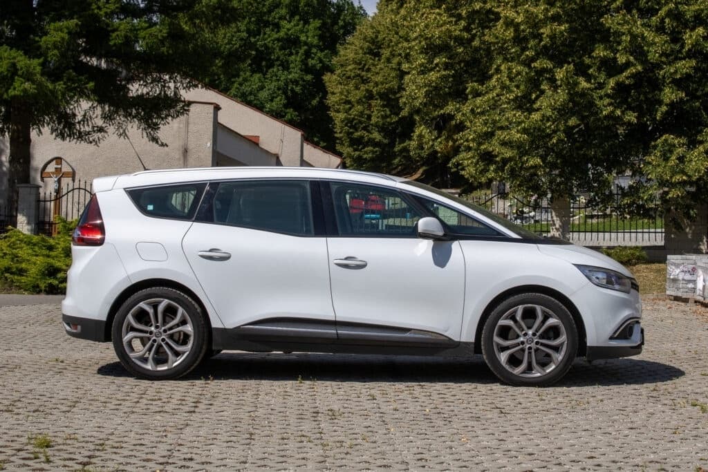2017 Renault SCENIC - 3