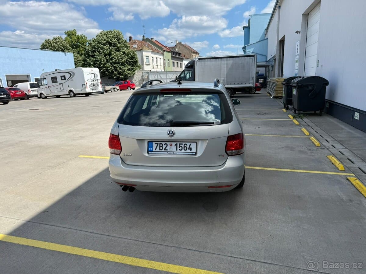 2010 Volkswagen GOLF - 3