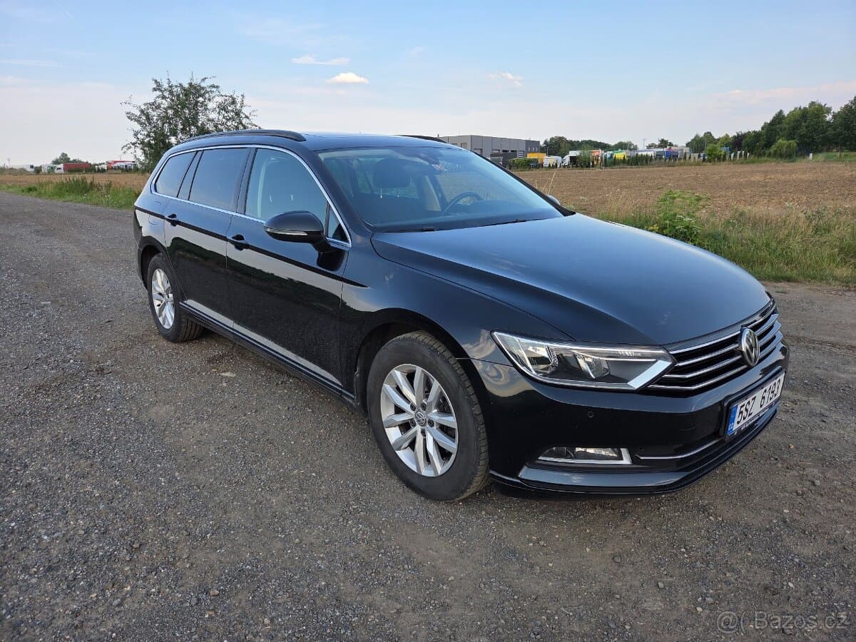 2018 Volkswagen PASSAT - 3
