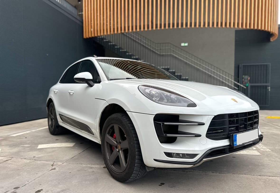2015 Porsche MACAN - 3