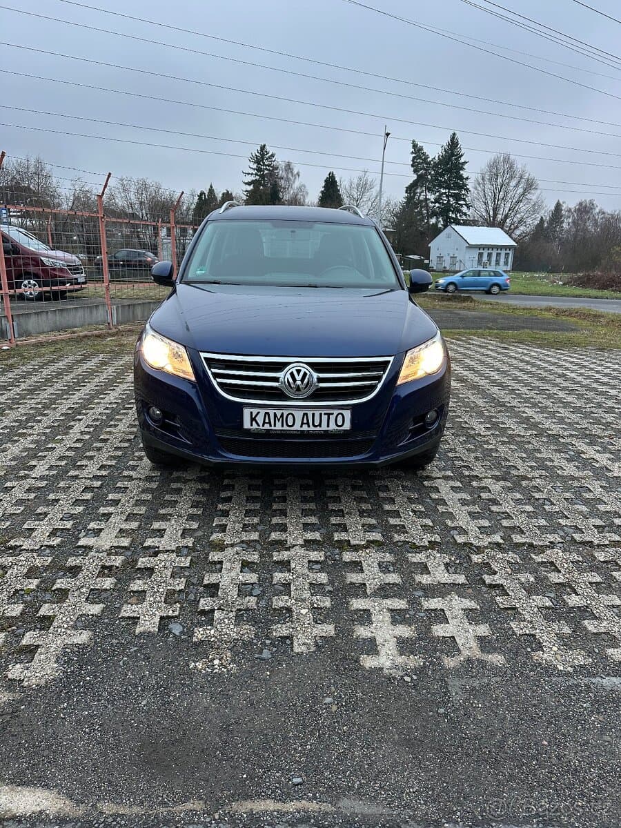2010 Volkswagen TIGUAN - 3