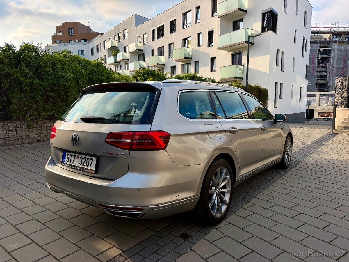 2016 Volkswagen PASSAT - 3