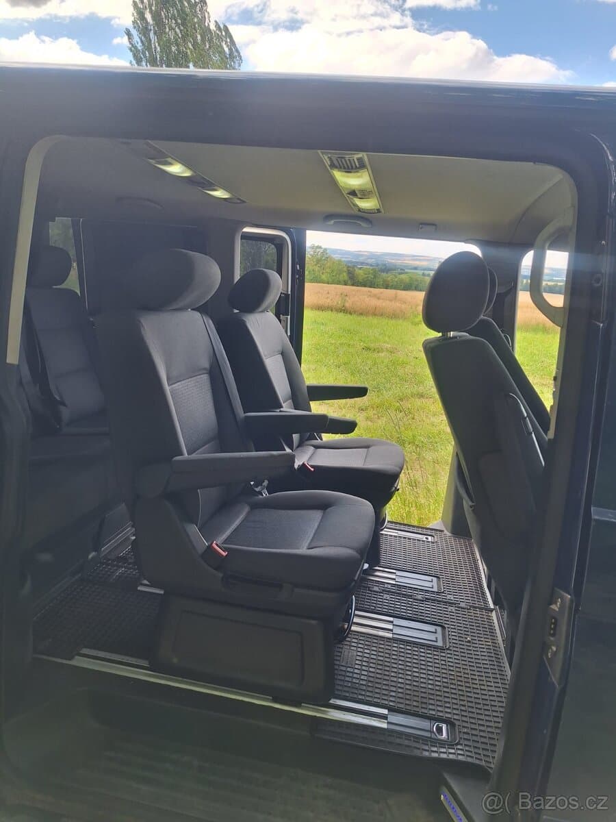 2004 Volkswagen MULTIVAN - 3
