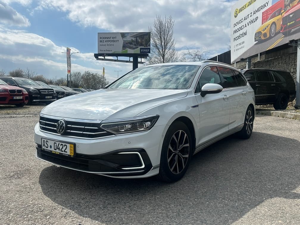 2021 Volkswagen PASSAT - 3