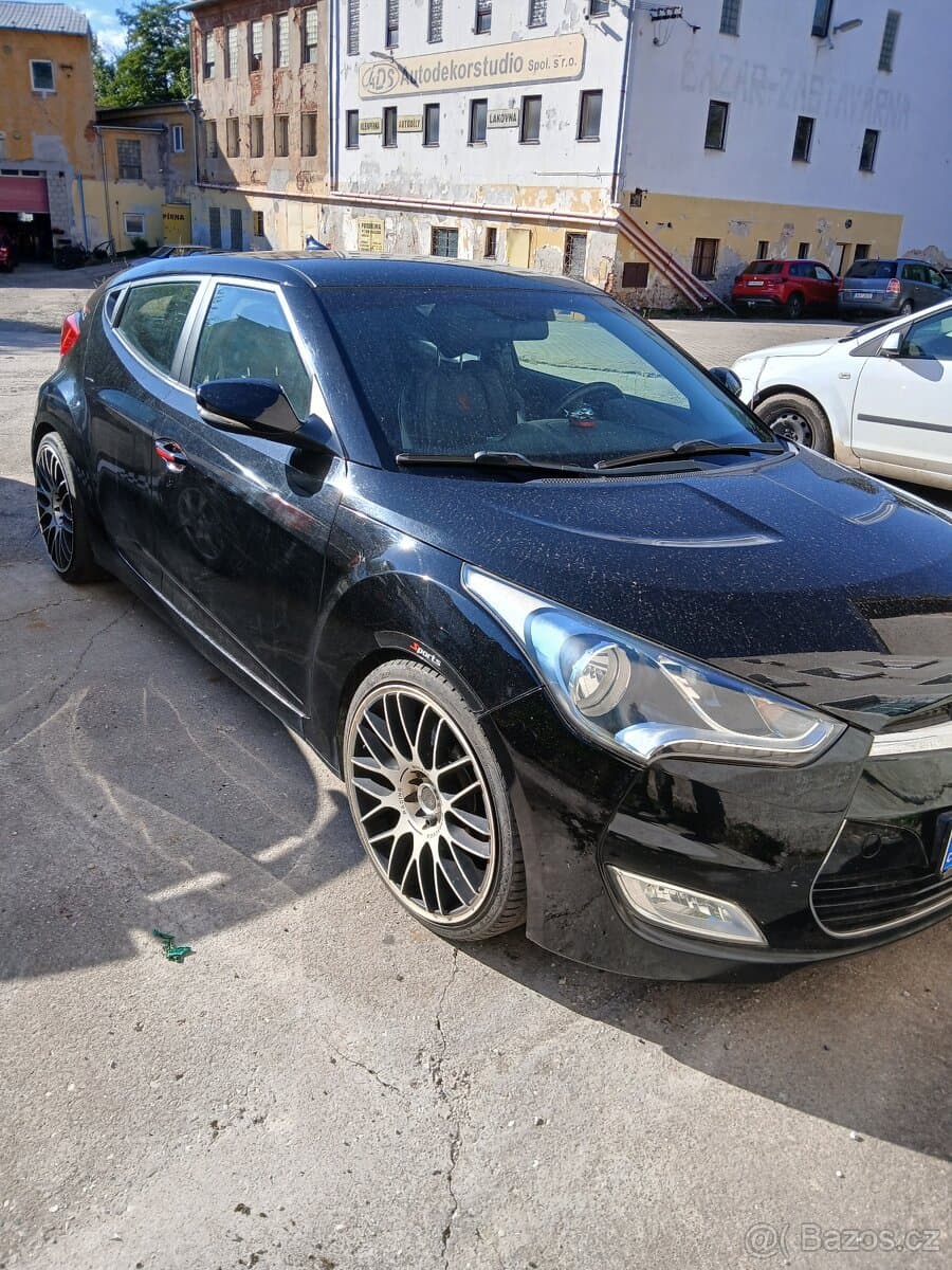 2012 Hyundai VELOSTER - 3