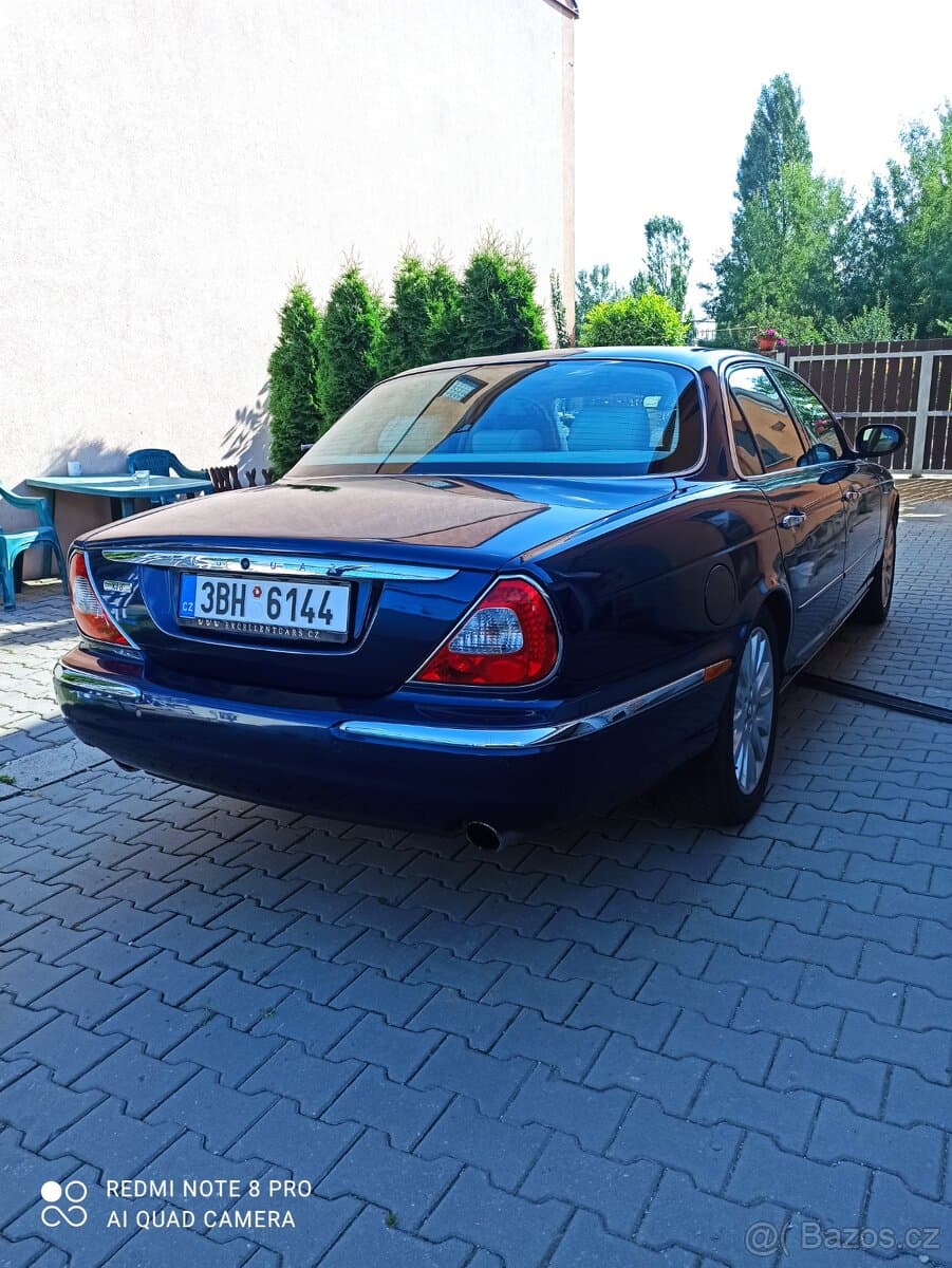 2004 Jaguar XJ - 3