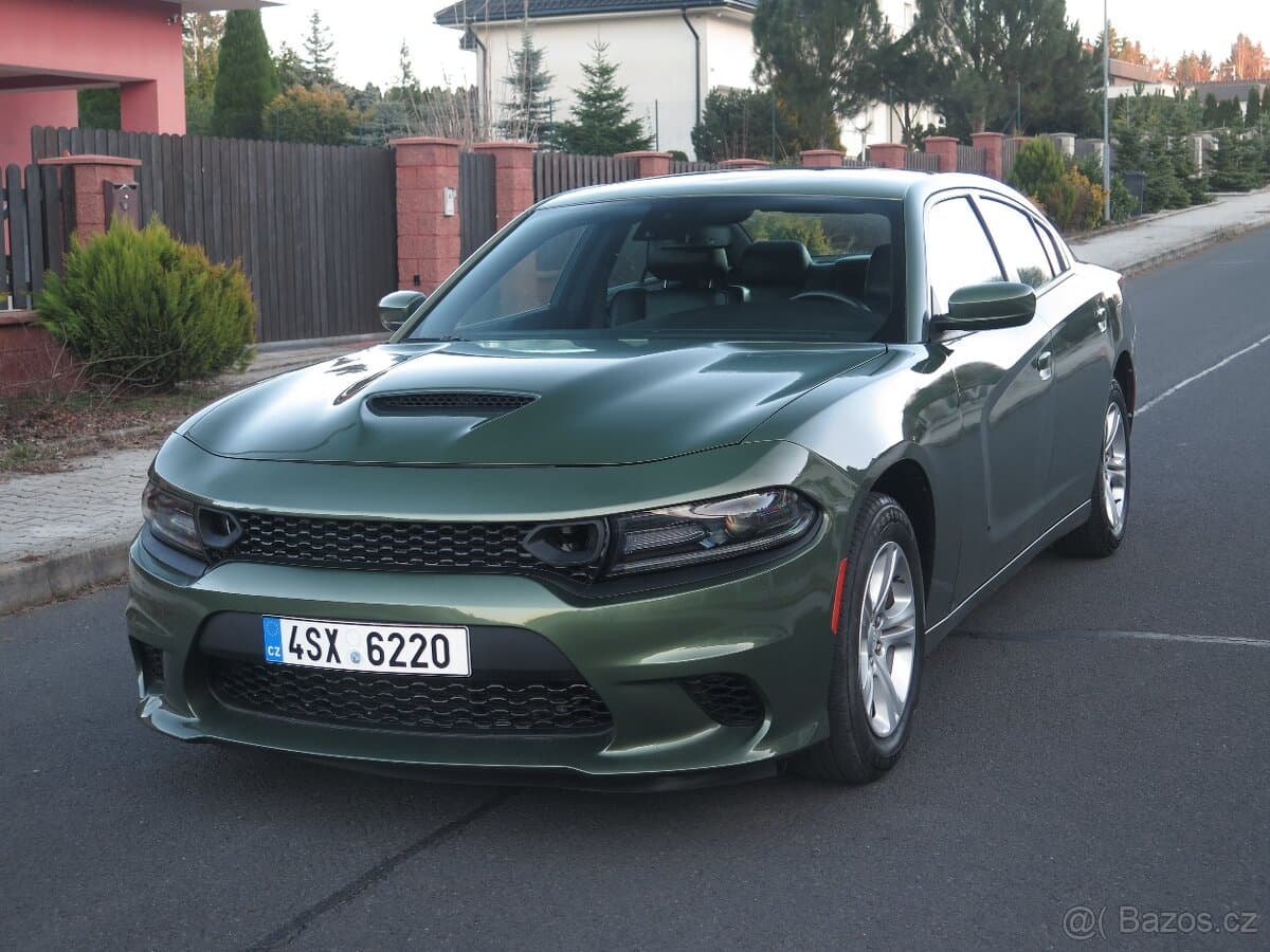 2020 Dodge CHARGER - 3