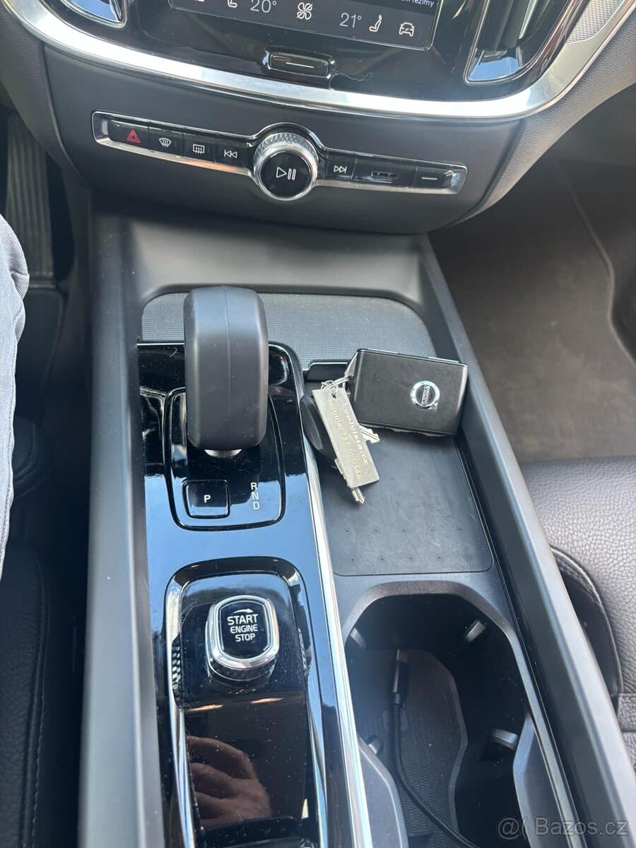 2024 Volvo V60 - 3