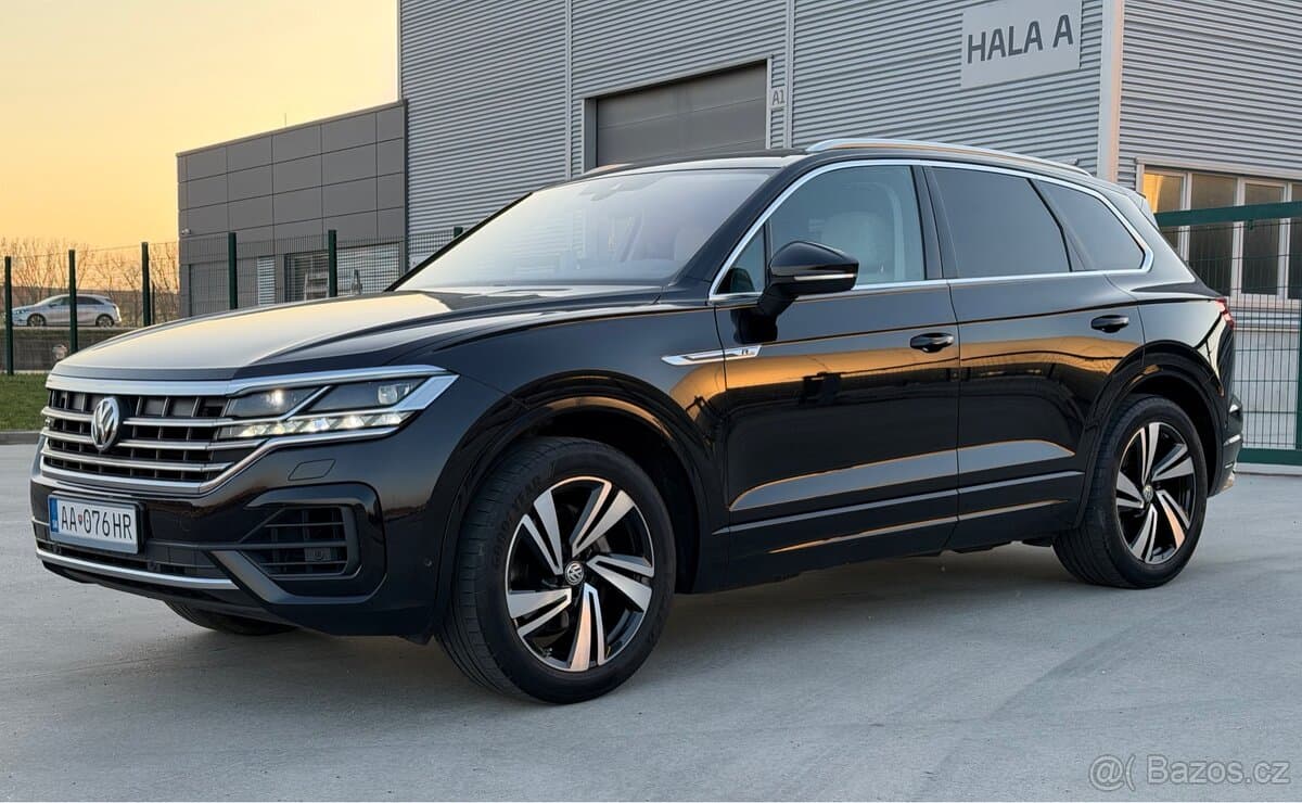 2018 Volkswagen TOUAREG - 3