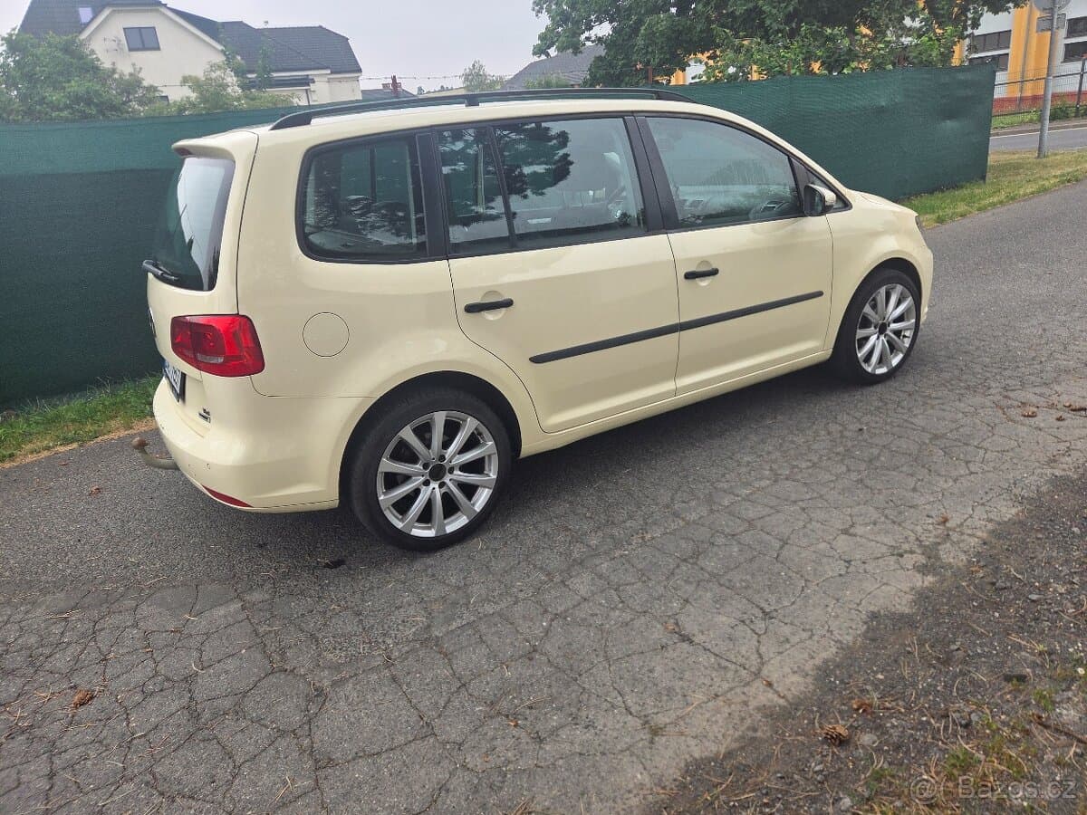 2015 Volkswagen TOURAN - 3