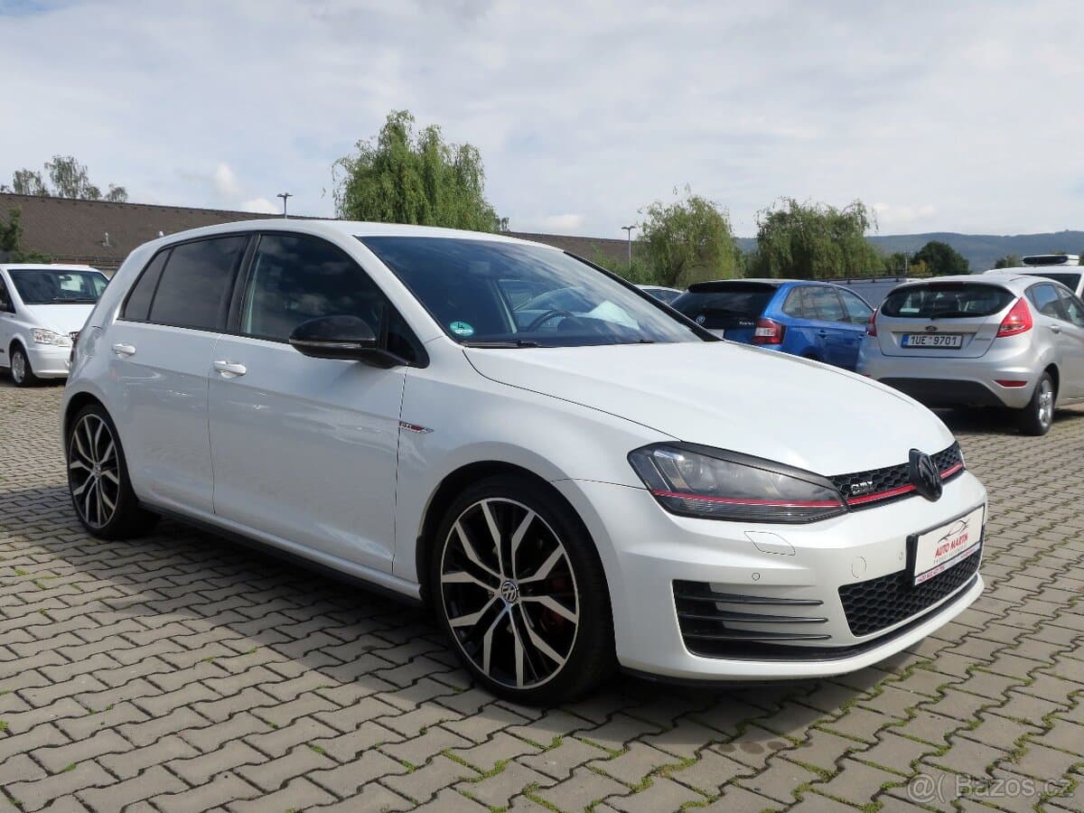 2015 Volkswagen GOLF - 3