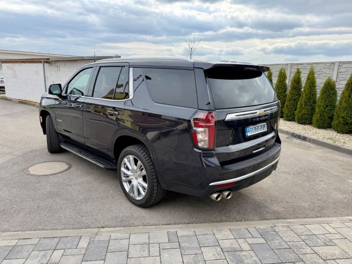 2024 Chevrolet TAHOE - 3