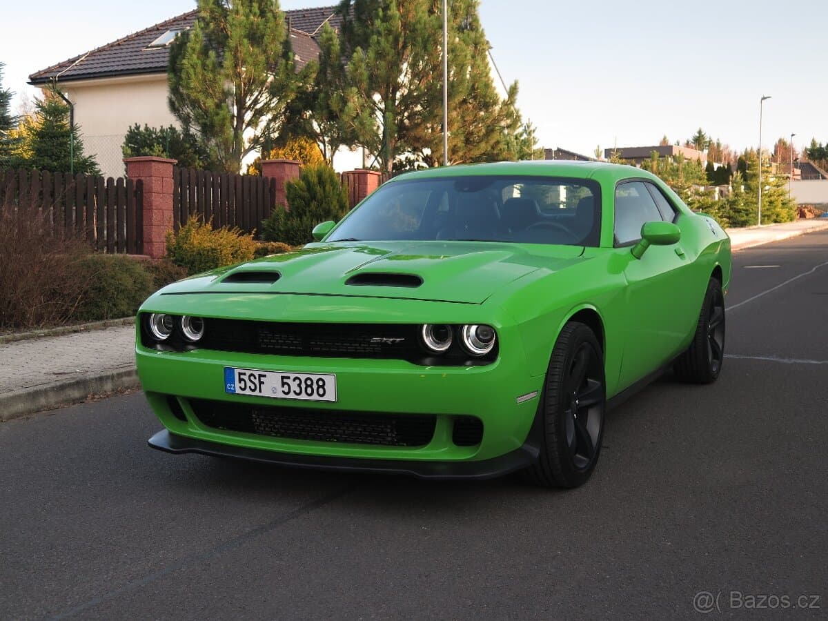 2017 Dodge CHALLENGER - 3