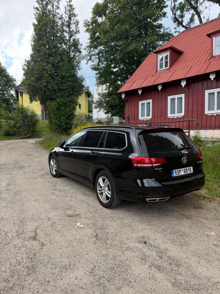 2016 Volkswagen PASSAT - 3