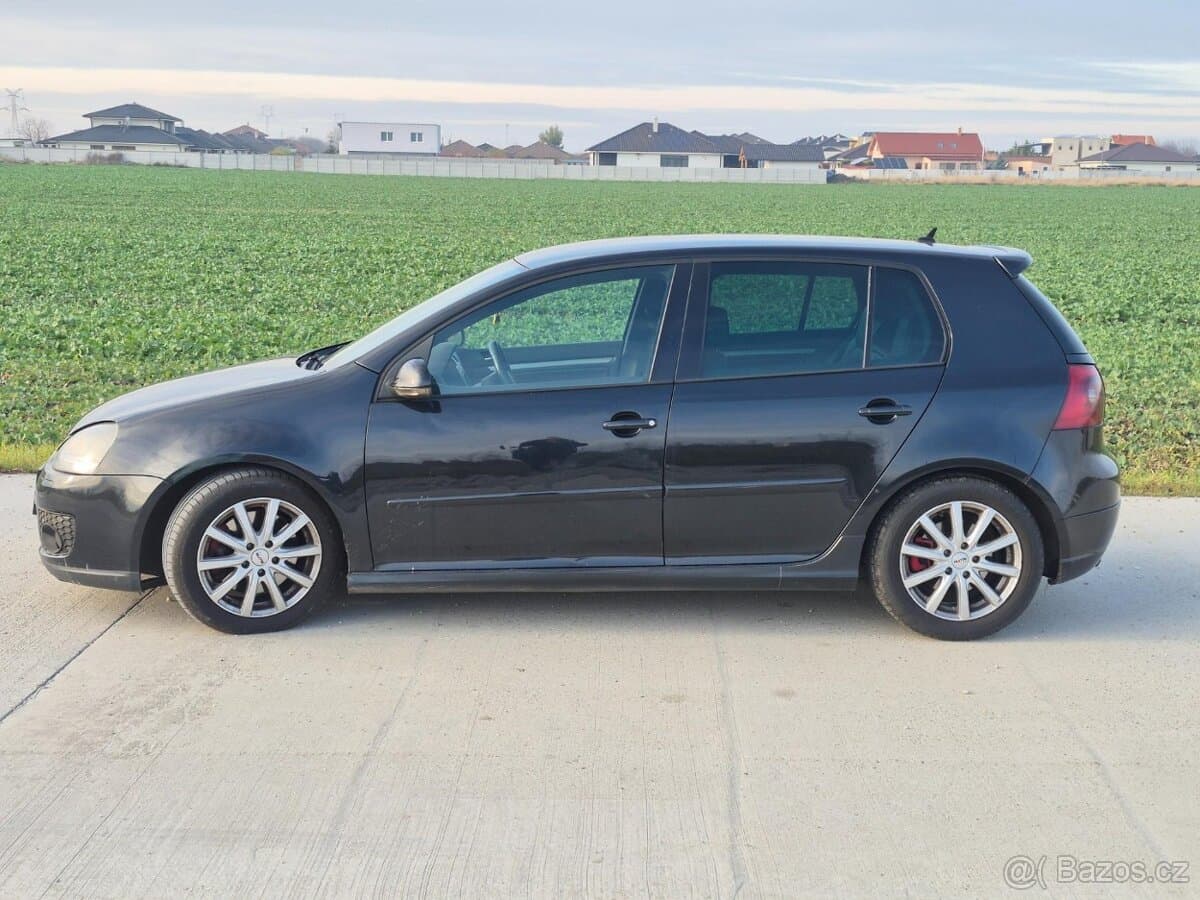 2005 Volkswagen GOLF - 3