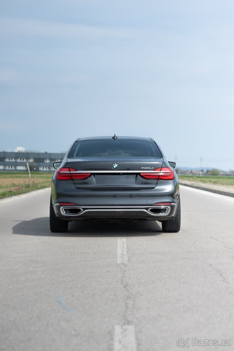 2015 BMW 7-SERIES - 3