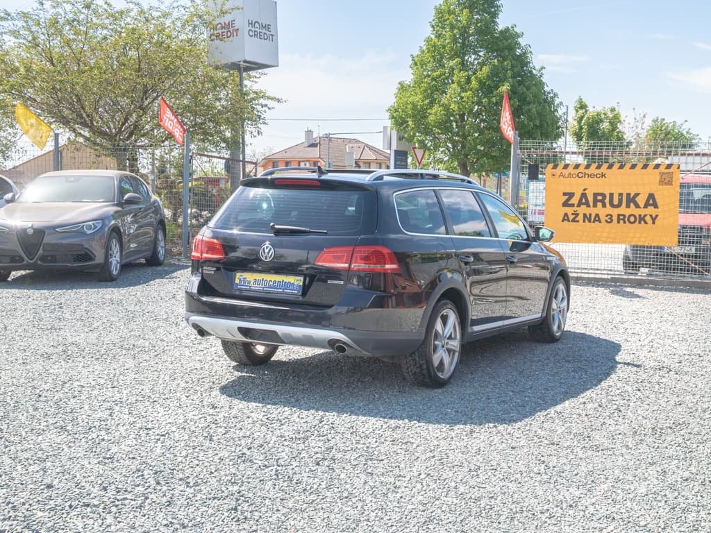 2012 Volkswagen PASSAT - 3