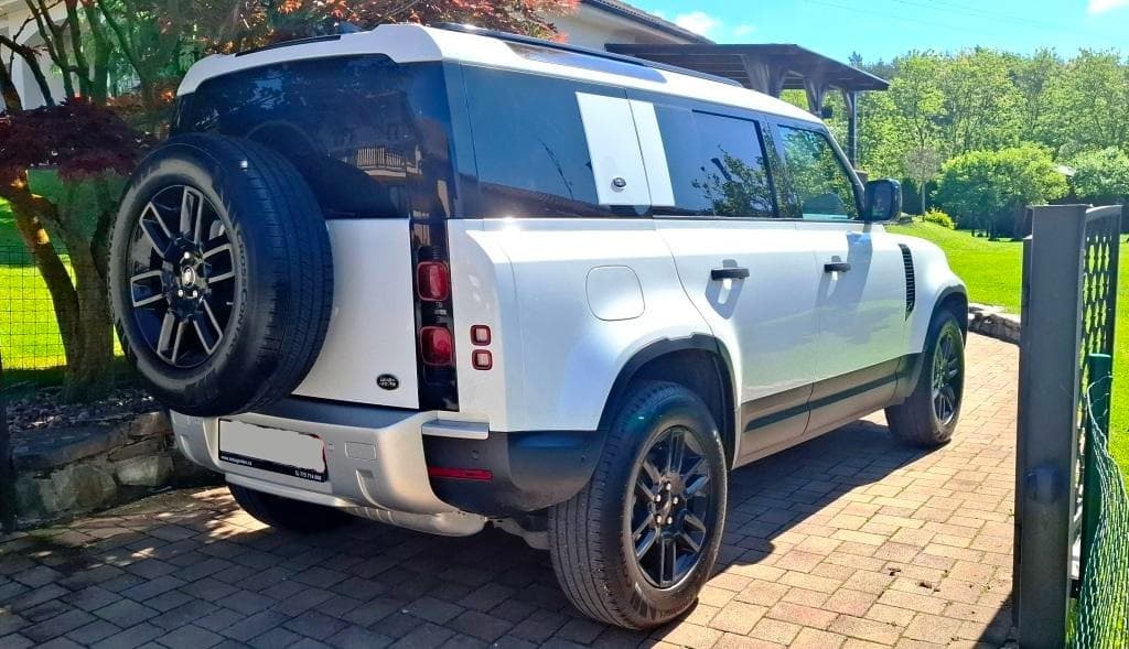 2021 Land Rover DEFENDER - 3