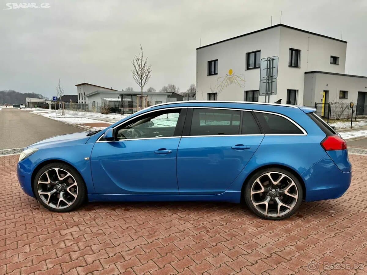 2011 Opel INSIGNIA - 3