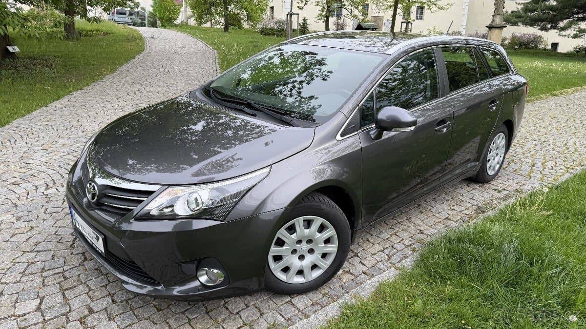 2012 Toyota AVENSIS - 3