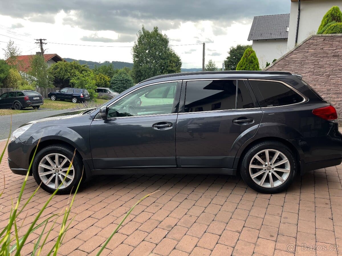 2012 Subaru OUTBACK - 3
