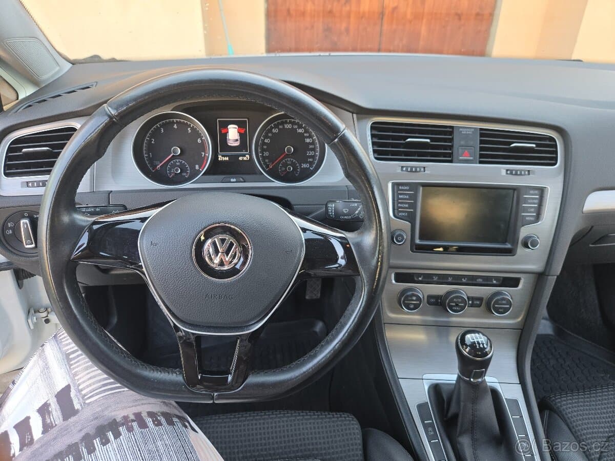 2016 Volkswagen GOLF - 3