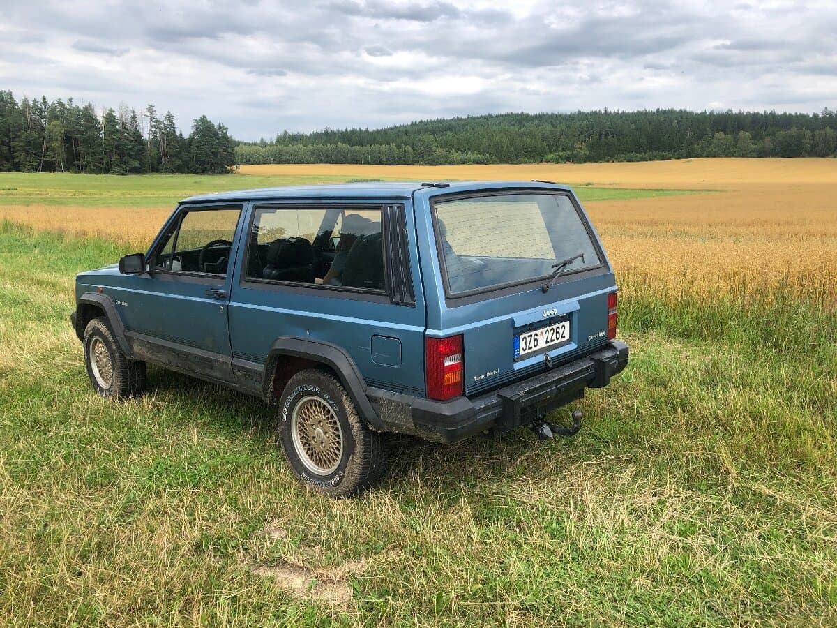 Jeep CHEROKEE - 3