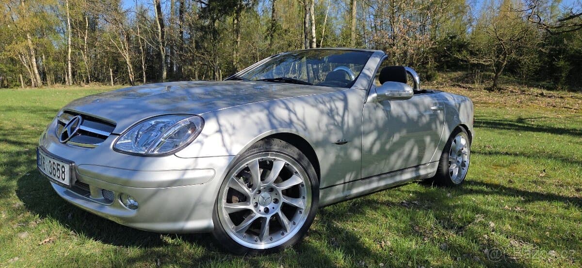 2004 Mercedes-Benz SL - 3