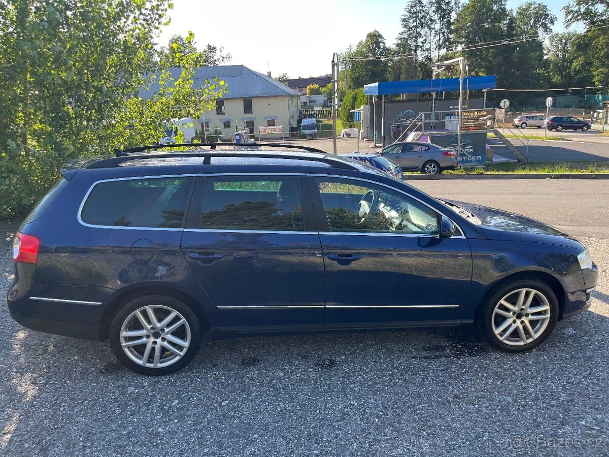 2009 Volkswagen PASSAT - 3