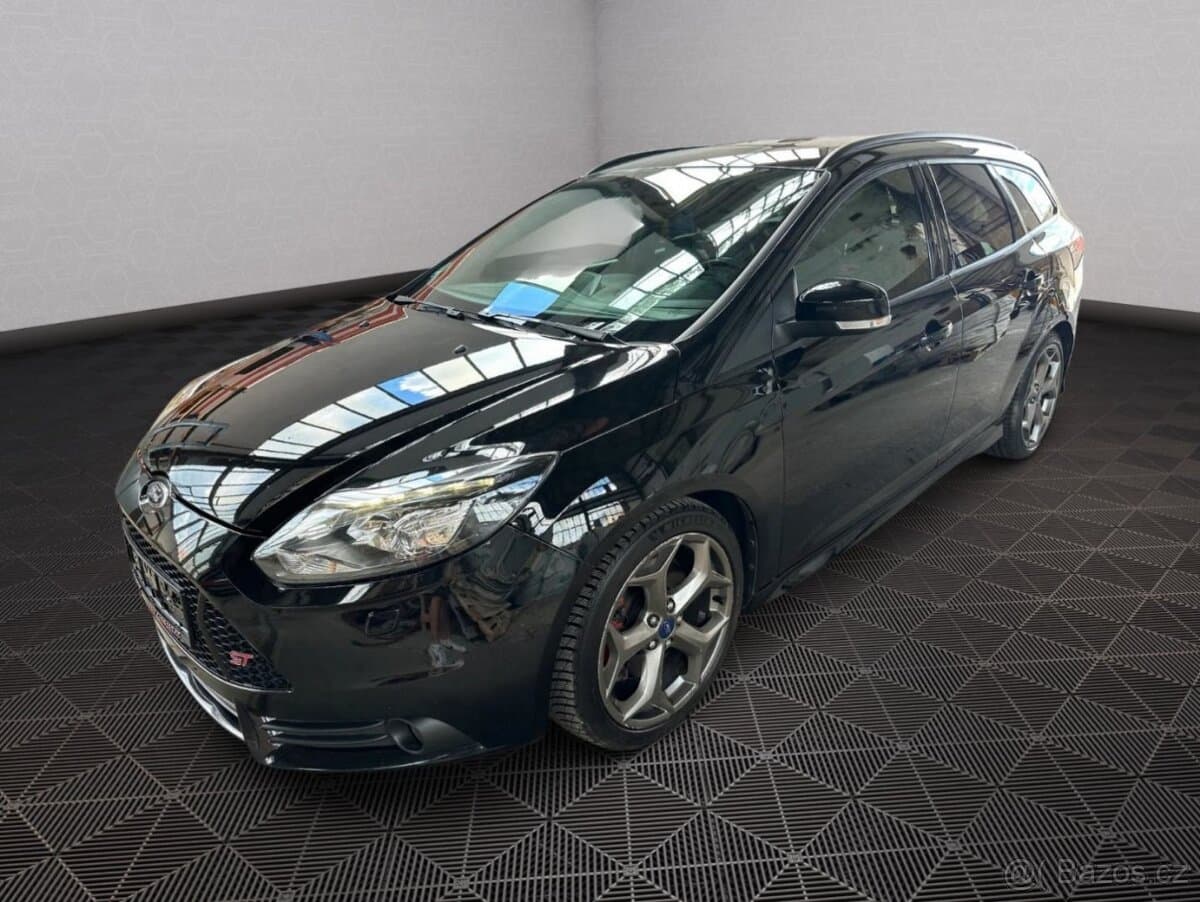 2013 Ford FOCUS - 3