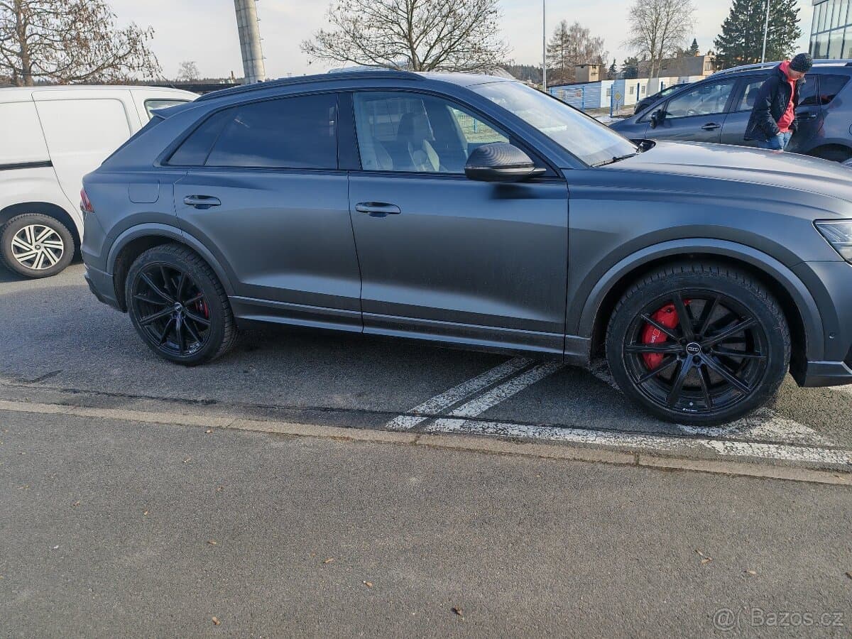 2020 Audi Q8 - 3