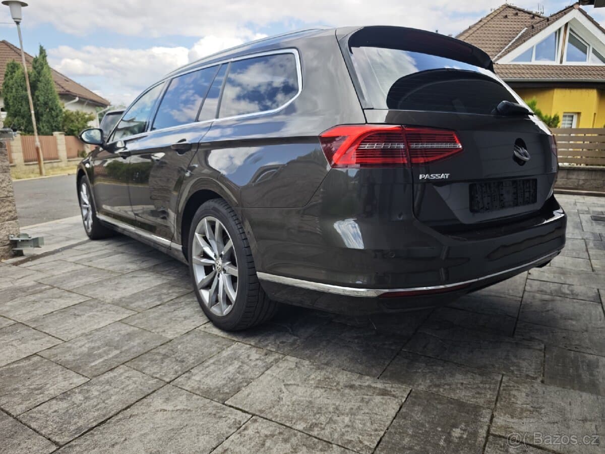 2015 Volkswagen PASSAT - 3