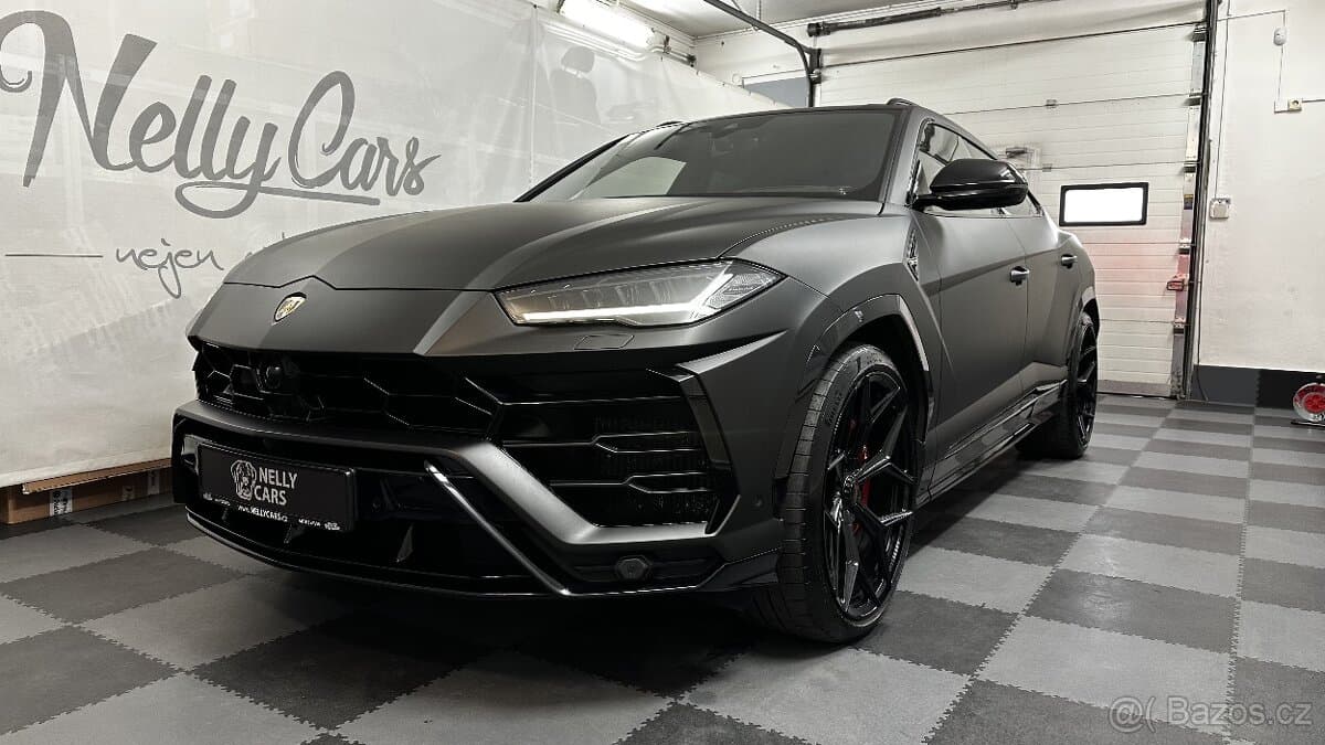 2020 Lamborghini URUS - 3