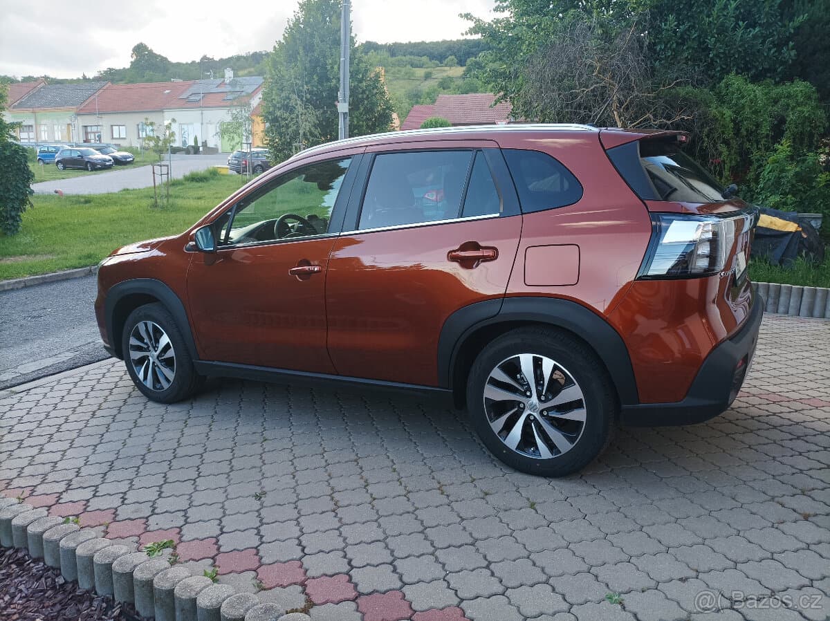 2025 Suzuki S-CROSS - 3