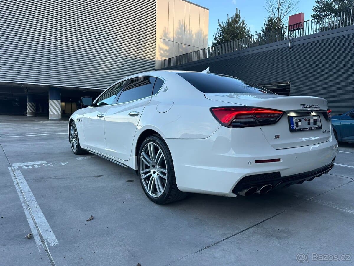 Maserati QUATTROPORTE - 3