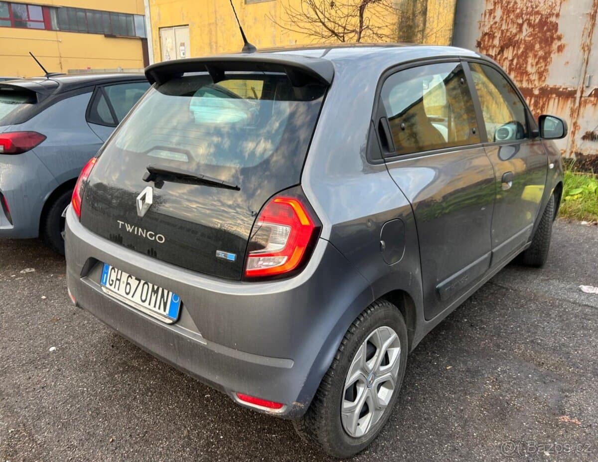 2021 Renault TWINGO - 3