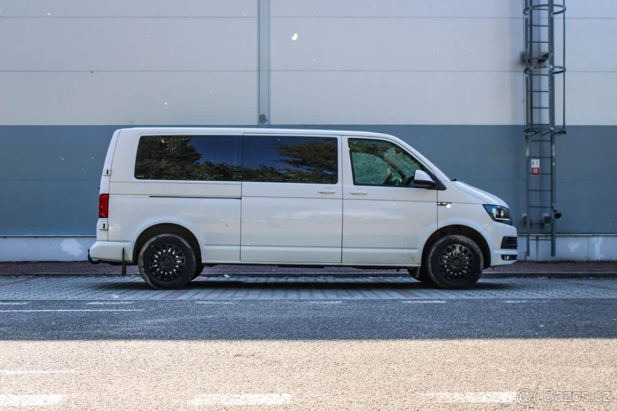 2017 Volkswagen CARAVELLE - 3