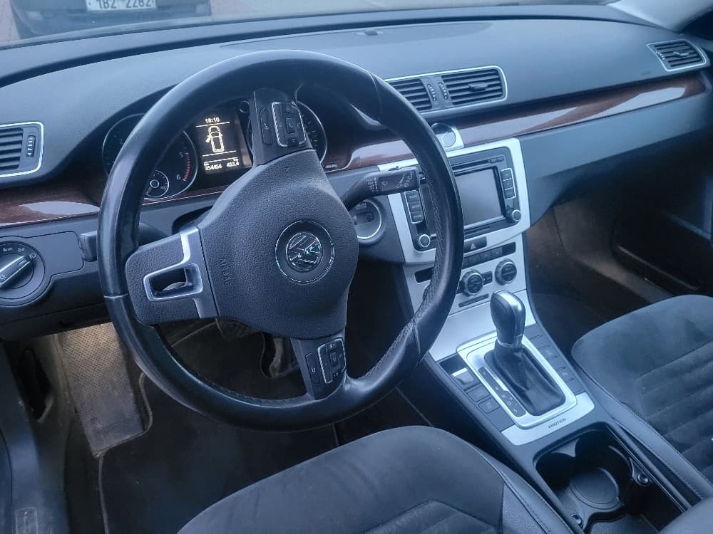 2012 Volkswagen PASSAT - 3