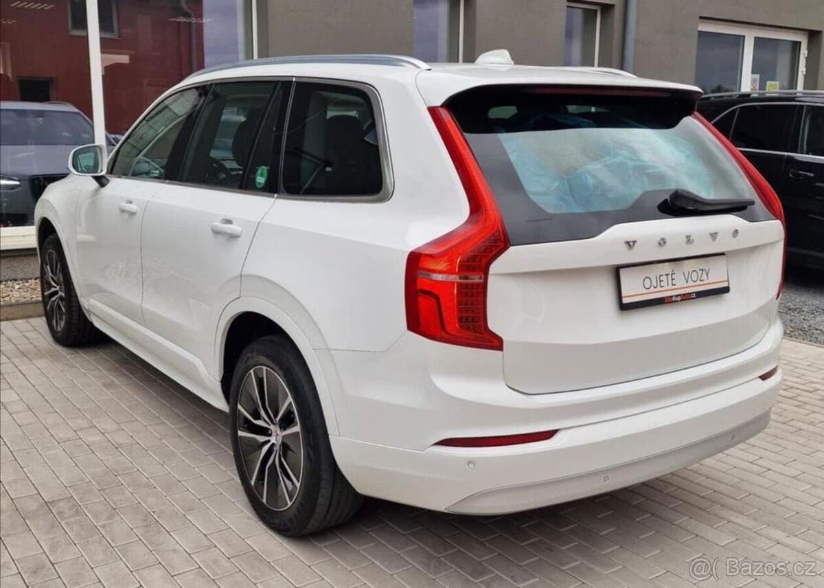 2021 Volvo XC90 - 3