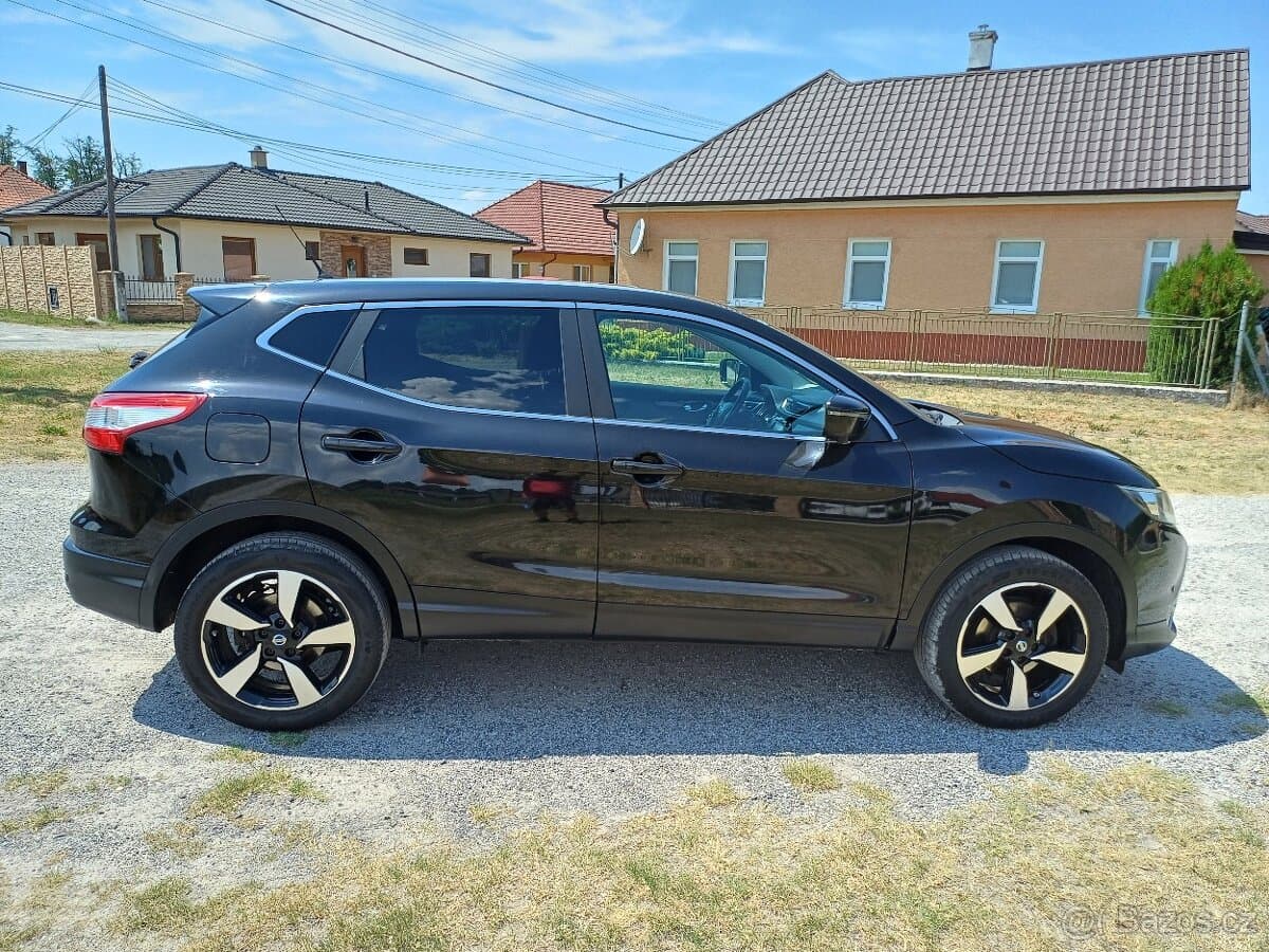 2015 Nissan QASHQAI - 3