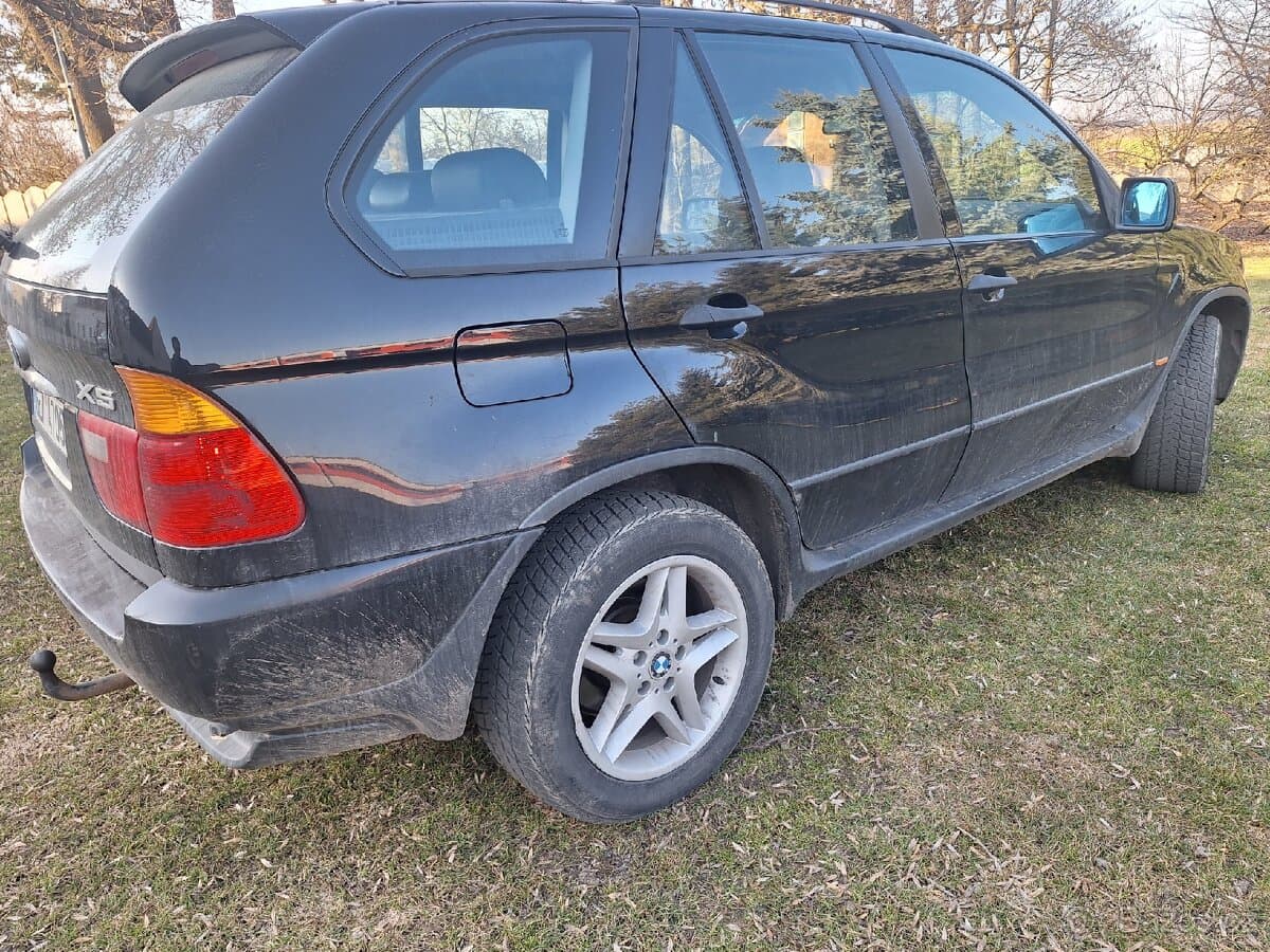 2004 BMW X5 - 3